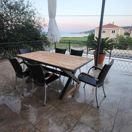 Apartmani Matea Τρογκίρ Εξωτερικό φωτογραφία