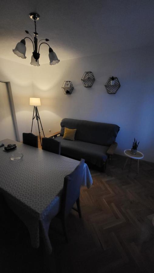 Apartmani Matea Τρογκίρ Εξωτερικό φωτογραφία